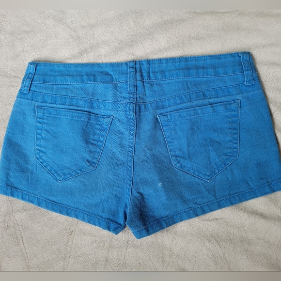 (3) Short Shorts blue - Picture 2 of 4